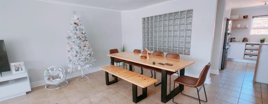 To Let 3 Bedroom Property for Rent in Summerstrand Eastern Cape